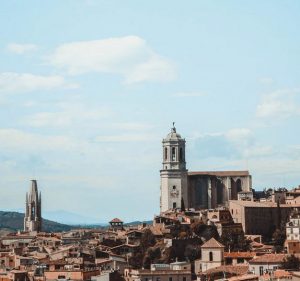 Lista de ciudades y municipios de España